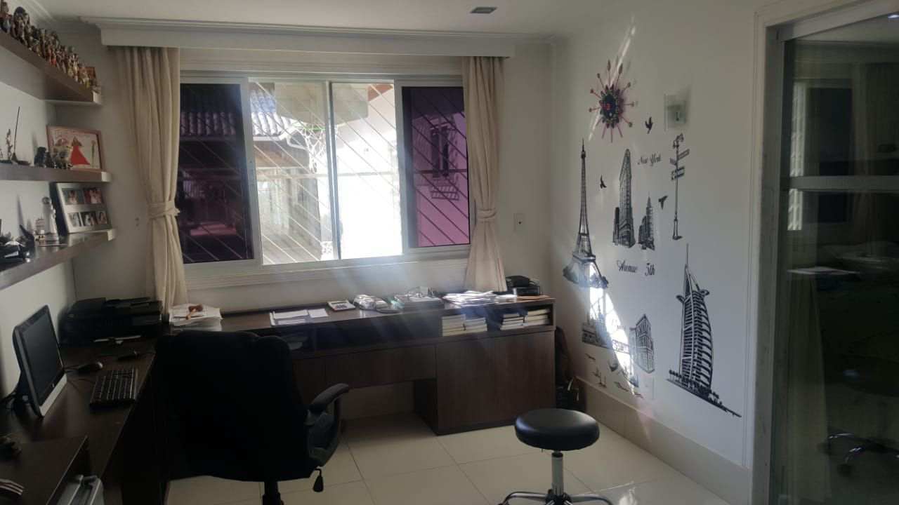 Conheça Casa à venda Rua Mário Olinto,Jacarepaguá, Rio de Janeiro - R$ 3.300.000 - 250 - 84 84