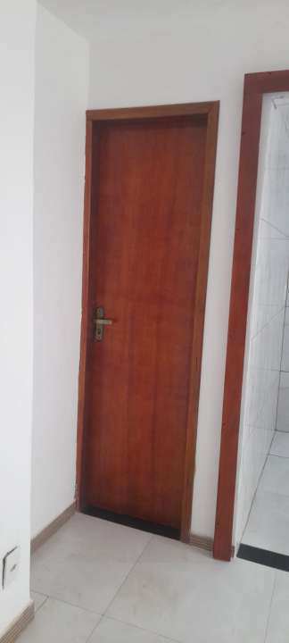 Conheça Apartamento para alugar Rua Romero Zander, Ramos, Rio de Janeiro - R$ 1.100 - 288404 - 10 10