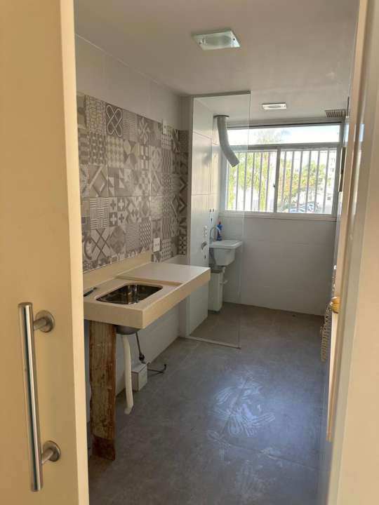 Conheça Apartamento com lazer completo para alugar Estrada Estrada Dos Bandeirantes, Vargem Pequena, Rio de Janeiro - R$ 2.200 - 15001 - 15 15