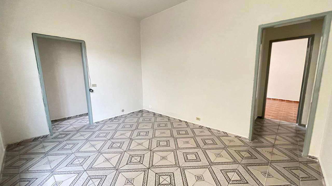 Conheça Apartamento para alugar Rua Lisboa, Penha Circular, Rio de Janeiro - R$ 850 - 107203 - 3 3