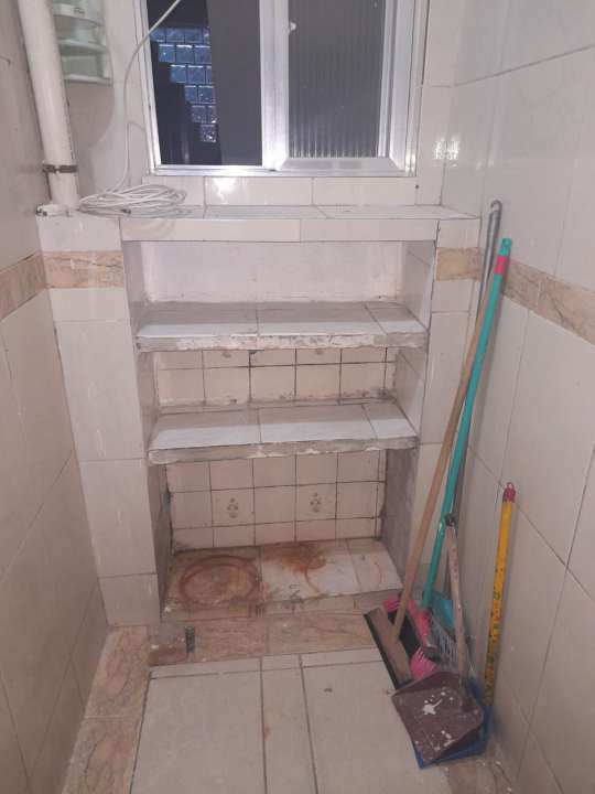Conheça Casa de Vila à venda Travessa Campeões, Ramos, Zona Norte,Rio de Janeiro - R$ 200.000 - 042 - 9 9