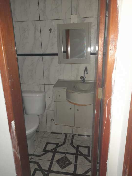 Conheça Casa de Vila à venda Travessa Campeões, Ramos, Zona Norte,Rio de Janeiro - R$ 200.000 - 042 - 13 13