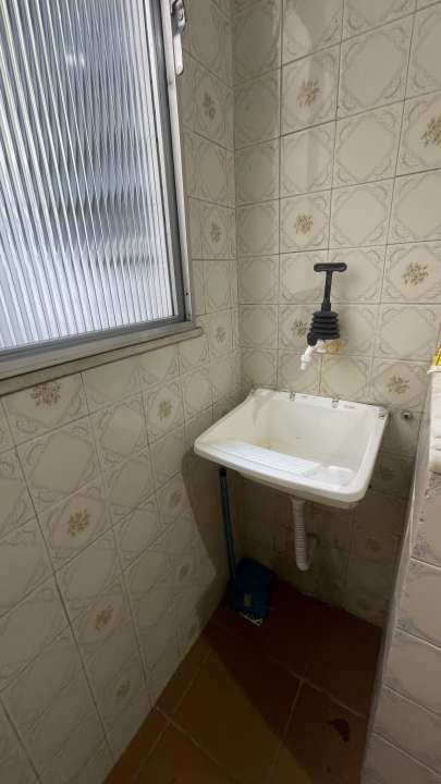 Conheça Apartamento para alugar Avenida dos Democráticos, Higienópolis, Rio de Janeiro - R$ 1.100 - 1585 - 10 10
