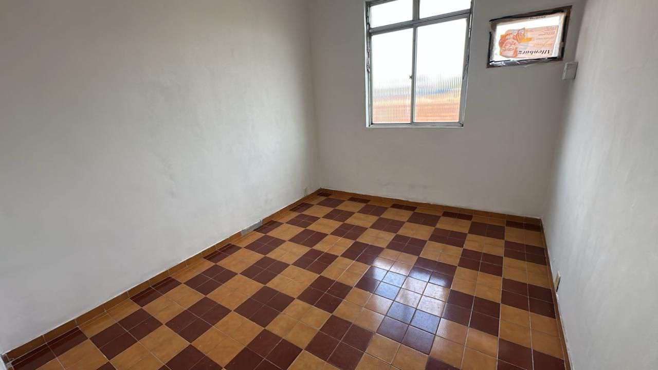 Conheça Apartamento para alugar Avenida dos Democráticos, Higienópolis, Rio de Janeiro - R$ 1.100 - 1585 - 6 6