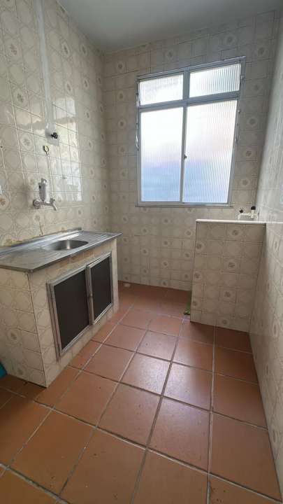 Conheça Apartamento para alugar Avenida dos Democráticos, Higienópolis, Rio de Janeiro - R$ 1.100 - 1585 - 7 7