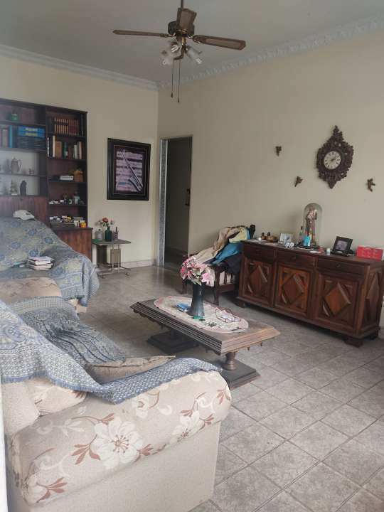 Sala - 9