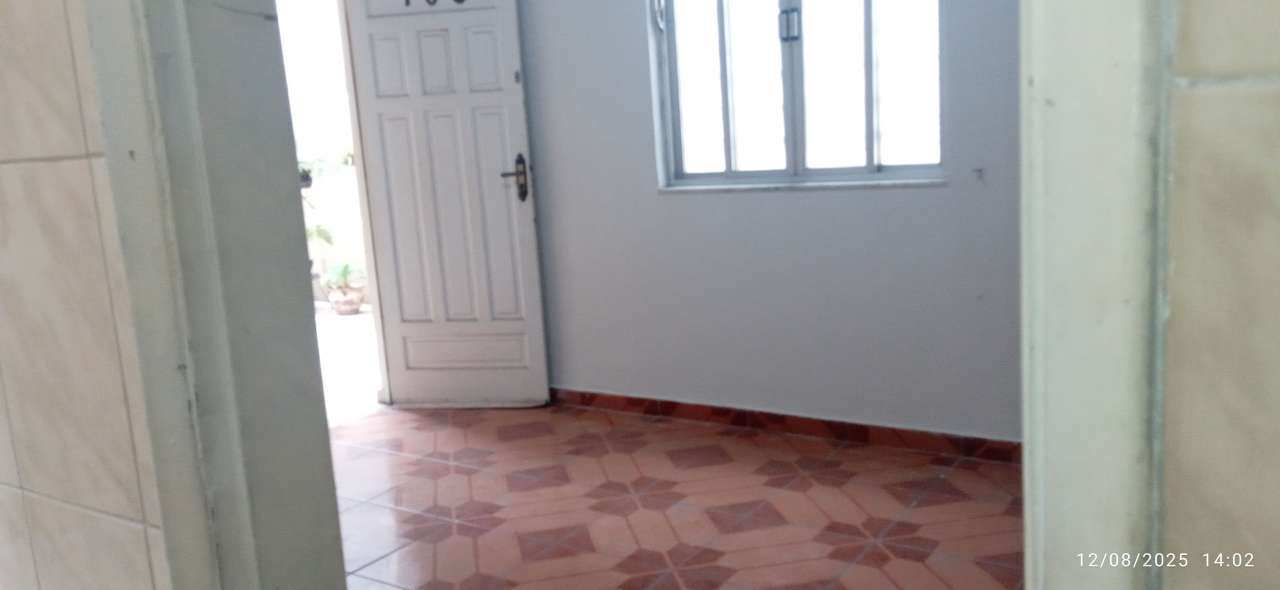 Sala - 4
