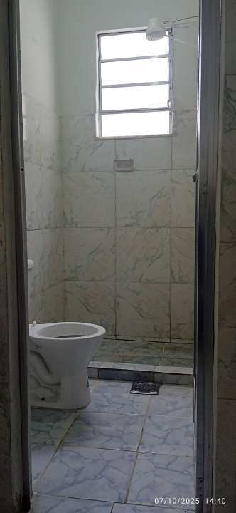 Conheça BANHEIRO do imóvel - Casa para alugar Avenida Doutor Délio Guarana, Éden, São João de Meriti - R$ 750 - SRC704 - 6 BANHEIRO - 6