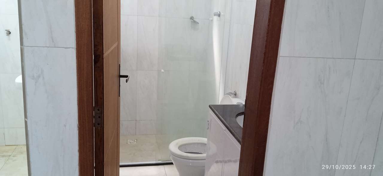 Conheça Apartamento para alugar Avenida Doutor Rúbens Farrula, Vila Rosali, São João de Meriti - R$ 900 - SRC47207 - 10 10