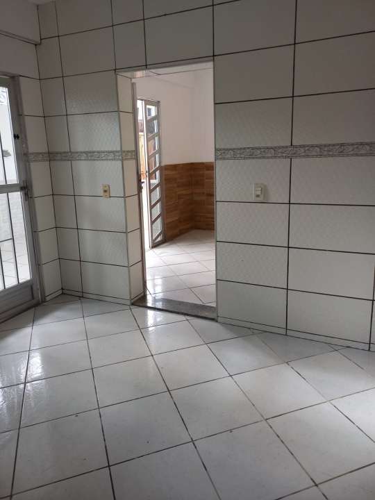 Conheça Casa para alugar Rua Carico, Jardim Metrópole, São João de Meriti - R$ 1.000 - SRC0316 - 9 9