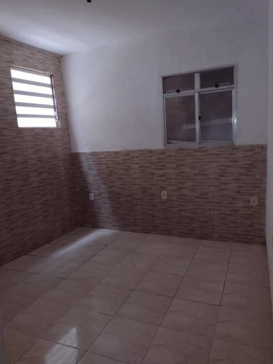 Conheça Casa para alugar Rua Carlos Gentil Homem, São Mateus, São João de Meriti - R$ 600 - SRC37301 - 4 4