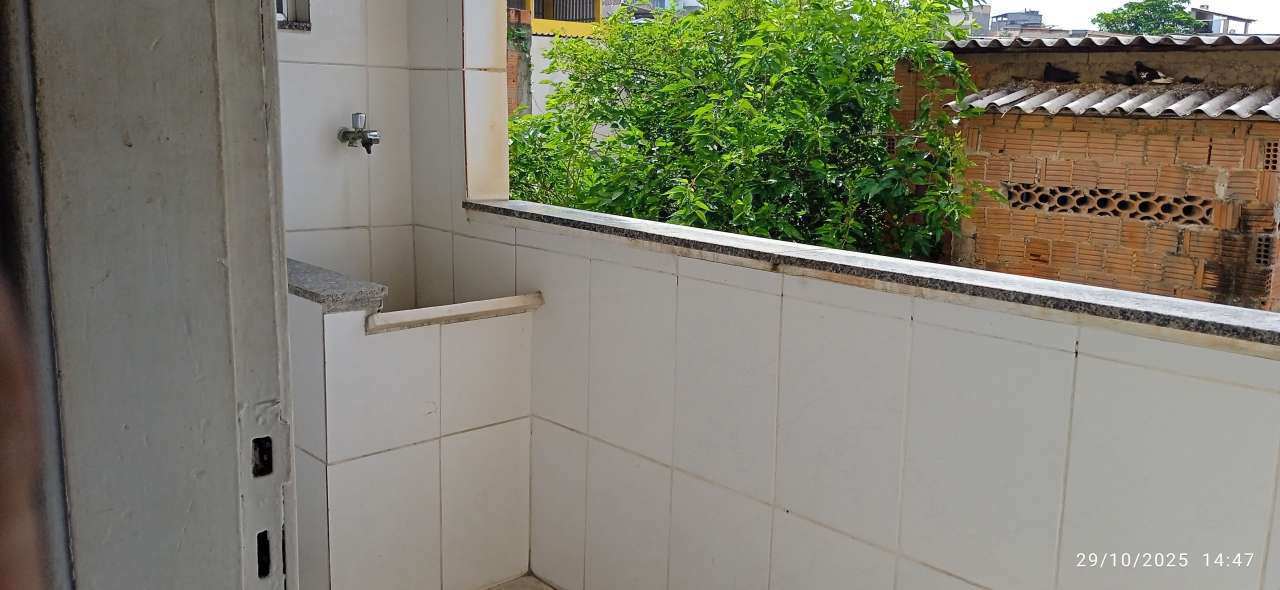 Conheça Apartamento para alugar Rua Doutor Gil Mota, Vila Rosali, São João de Meriti - R$ 1.200 - SRC261102 - 9 9