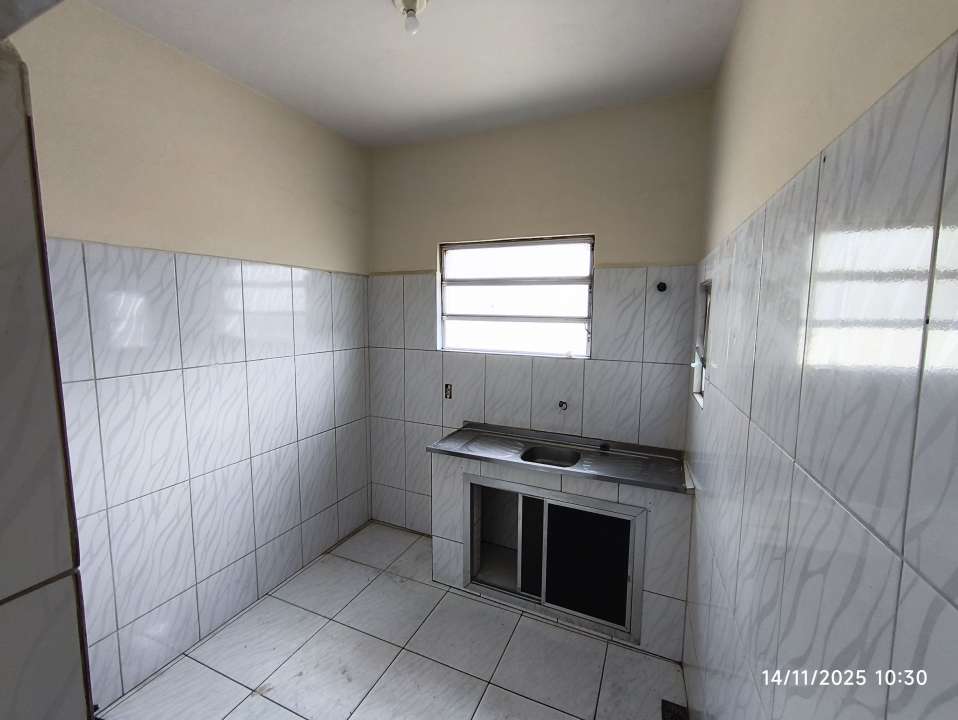 Conheça Apartamento para alugar Rua da Matriz, Centro, São João de Meriti - R$ 1.000 - SRC729201 - 4 4