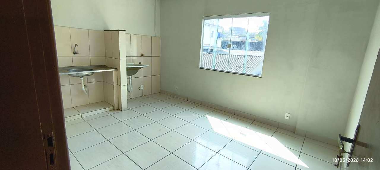 Conheça Casa para alugar Avenida Comércio, Jardim Metrópole, São João de Meriti - R$ 750 - SRC8502 - 7 7