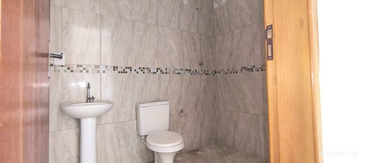 Conheça Casa para alugar Avenida Comércio, Jardim Metrópole, São João de Meriti - R$ 750 - SRC8502 - 9 9