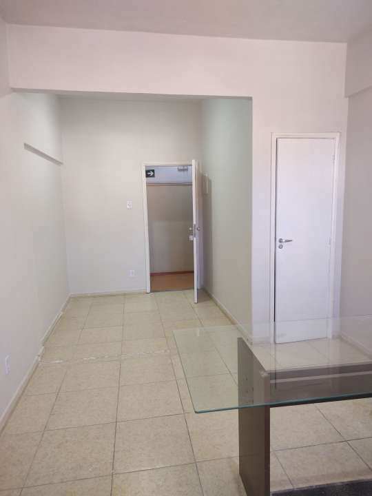 Conheça Sala Comercial 19m² para alugar Rua Lucidio Lago, Méier, Rio de Janeiro - R$ 600 - SRC91506 - 3 3