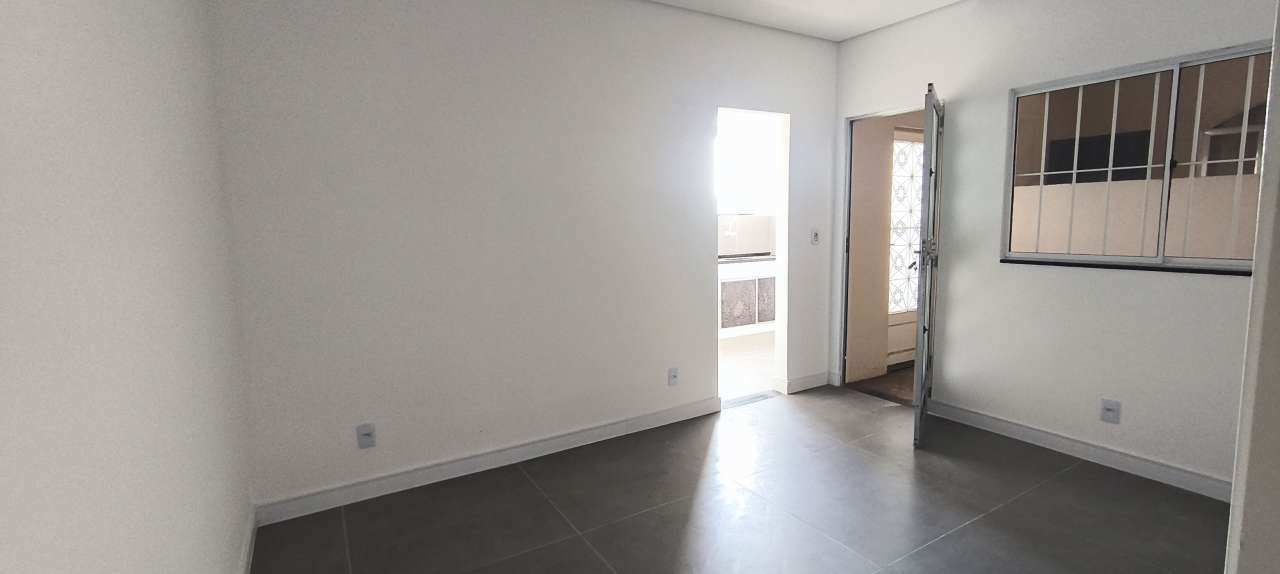 Conheça Apartamento para alugar Rua Maria Emília, Vila Rosali, São João de Meriti - R$ 1.000 - SRC559102 - 4 4