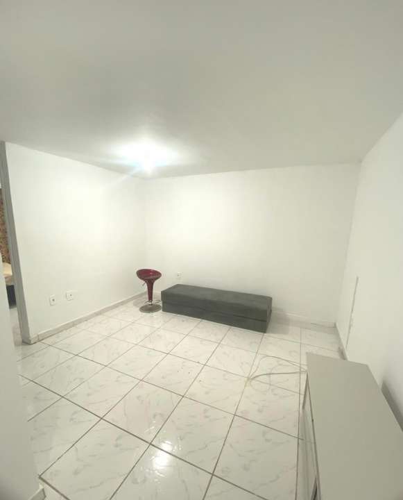 Conheça Apartamento à venda Rua Gilka Machado , Recreio dos Bandeirantes, Rio de Janeiro - R$ 125.000 - 1077 - 1 1
