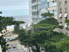 Quadra da Praia - Apto em Copacabana, na Quadra da praia, vista mar, próximo do Metrô, 170m², 3Qts, 1Ste, - 1.250.000,00 - AP3106