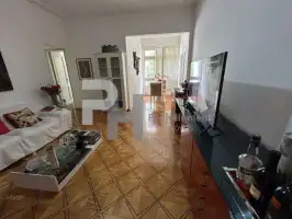 Ótima localização - Apto em rua nobre de Copacabana, junto Metrô, 120m², 3Qts, 1Ste, 3Bhs, 1Vaga (Condomínio) - 1.000.000 - AP3111