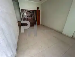 Ótima localização - Apto em ótima localização em Copacabana, andar exclusivo, 3Qts, 1Ste, 3Bnh, a duas quadras da praia e do Metrô - 829.000 - AP3118