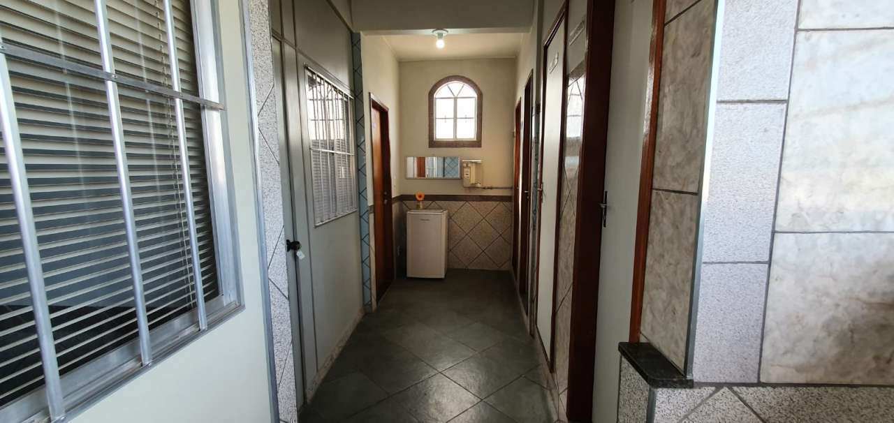 Conheça Alugar Sala Comercial 20m², Final Estrada do Portela, Madureira, RJ, R$ 650,00 - 09 - 7 7