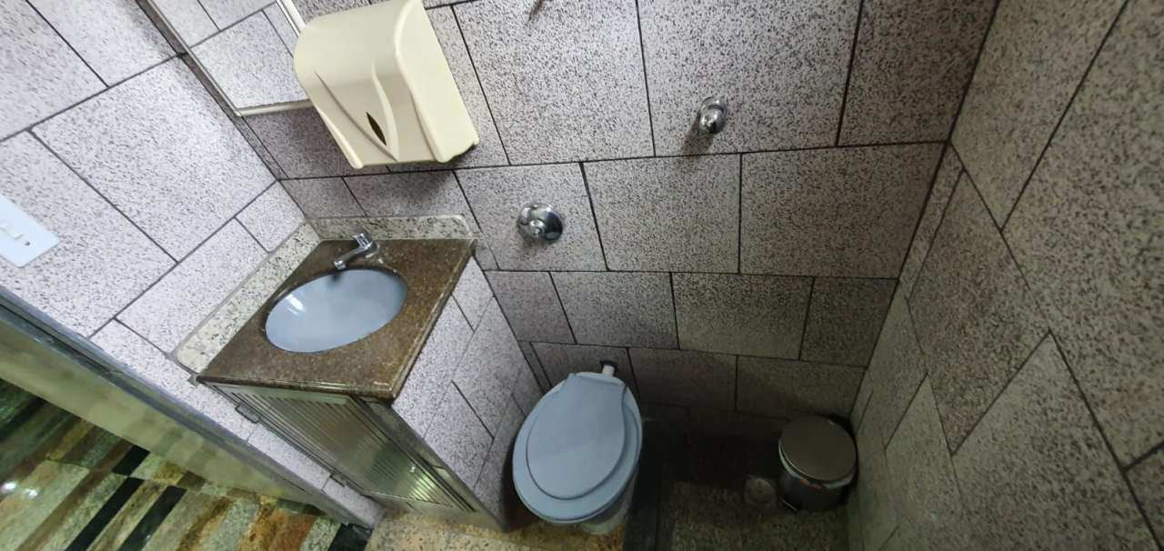 Conheça Alugar Sala Comercial 15m², Final Estrada do Portela, Madureira, RJ, R$ 350,00 - 02 - 6 6