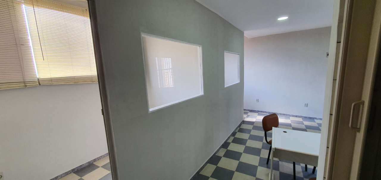 Conheça Alugar Sala Comercial 24m², Final Estrada do Portela, Madureira, RJ - R$ 650,00 - 01 - 1 1