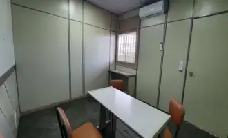 Sem taxas adicionais - Alugar Sala Comercial, Final Estrada do Portela, Madureira, RJ, R$ 450,00 - 04