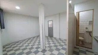 Conheça Alugar Sala Comercial 24m², Final Estrada do Portela, Madureira, RJ, R$ 900,00 - 11 - 4 4