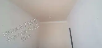 Conheça Casa Linear de 2 Quartos à Venda, Jardim América, Rio de Janeiro, R$ 180.000,00 - 0007 - 5 5
