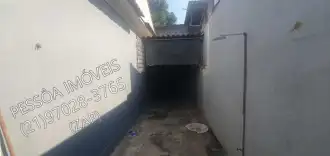 Conheça Casa Linear de 2 Quartos à Venda, Jardim América, Rio de Janeiro, R$ 180.000,00 - 0007 - 15 15