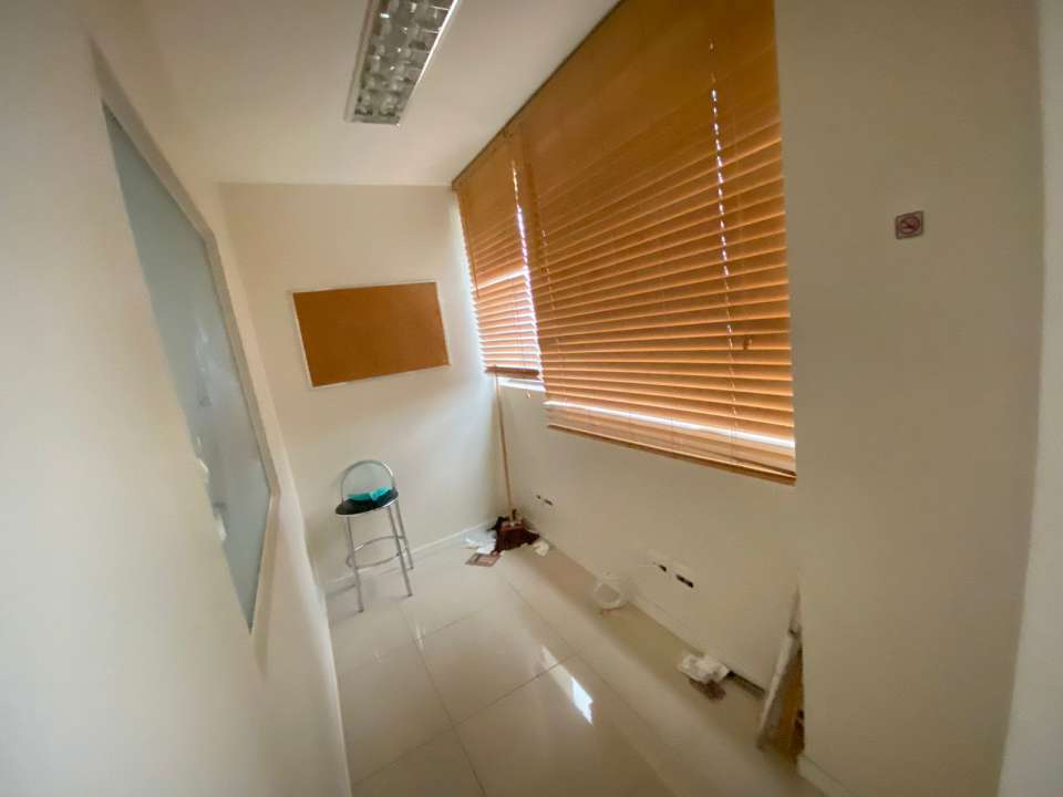 Conheça Sala Comercial 35m² para alugar Avenida Embaixador Abelardo Bueno,Rio de Janeiro,RJ Sudoeste, Barra Olímpica - R$ 1.100 - VISA00004 - 11 11