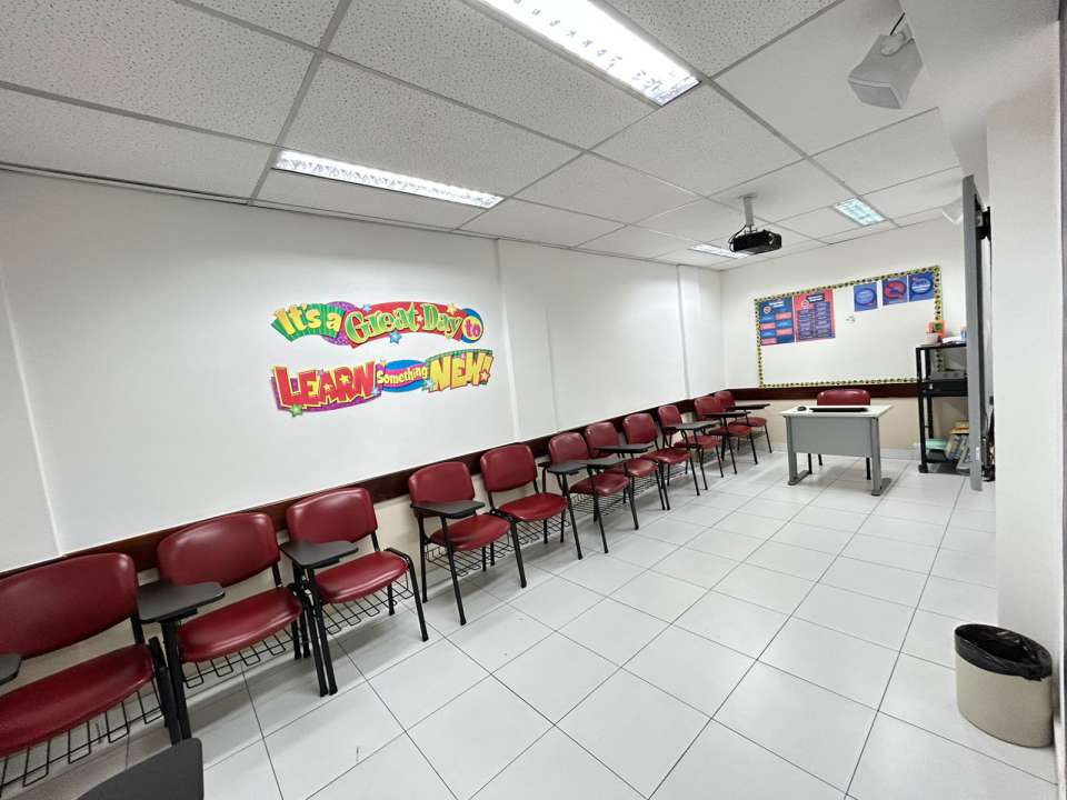 Conheça Casa Comercial 570m² à venda Estrada dos Três Rios,Rio de Janeiro,RJ Oeste, Freguesia (Jacarepaguá) - R$ 3.000.000 - VICA10001 - 13 13