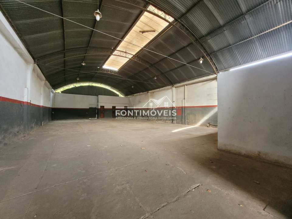 Conheça Galpão na Taquara/RJ com 600m² - 624 - 4 4