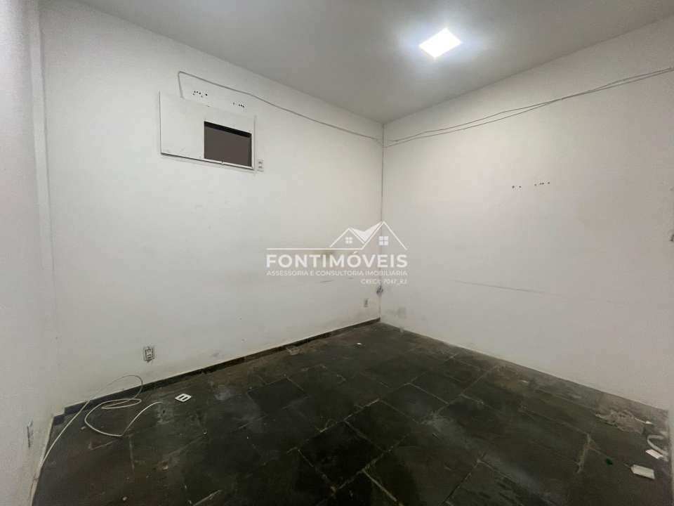 Conheça Galpão na Taquara/RJ com 600m² - 624 - 7 7