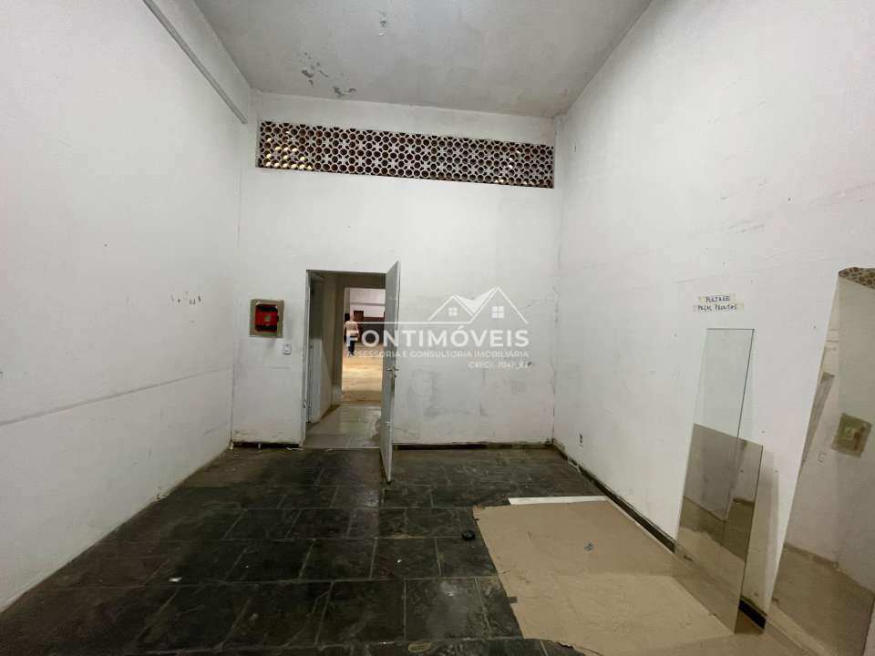 Conheça Galpão na Taquara/RJ com 600m² - 624 - 10 10