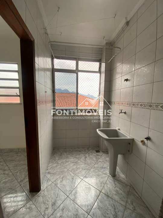 Conheça área de serviço do imóvel - Apartamento de 2 quartos na Taquara/RJ com 60m² - 633 - 17 área de serviço - 17