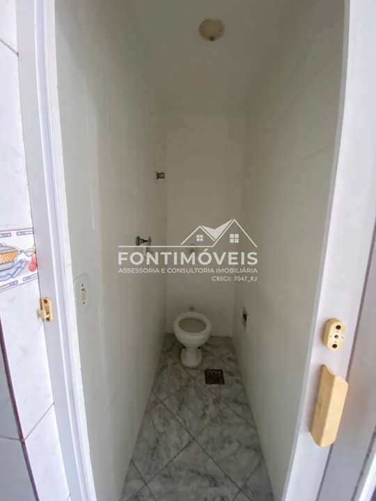 Conheça banheiro de serviço do imóvel - Apartamento de 2 quartos na Taquara/RJ com 60m² - 633 - 18 banheiro de serviço - 18