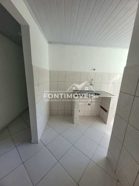 Conheça Conjugado taquara - Estrada do Cafundá /RJ com 30M² - 84 - 12 12