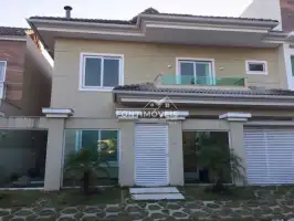 Belíssima casa - Venda casa condomínio- 4 quartos sendo um com suite - na Taquara/RJ com 150 M². - 477