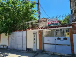EXCELENTE PREÇO - OPORTUNIDADE DE VENDA - 3 casas disponíveis na Praça Seca/RJ - FONTIMOVEIS - 693
