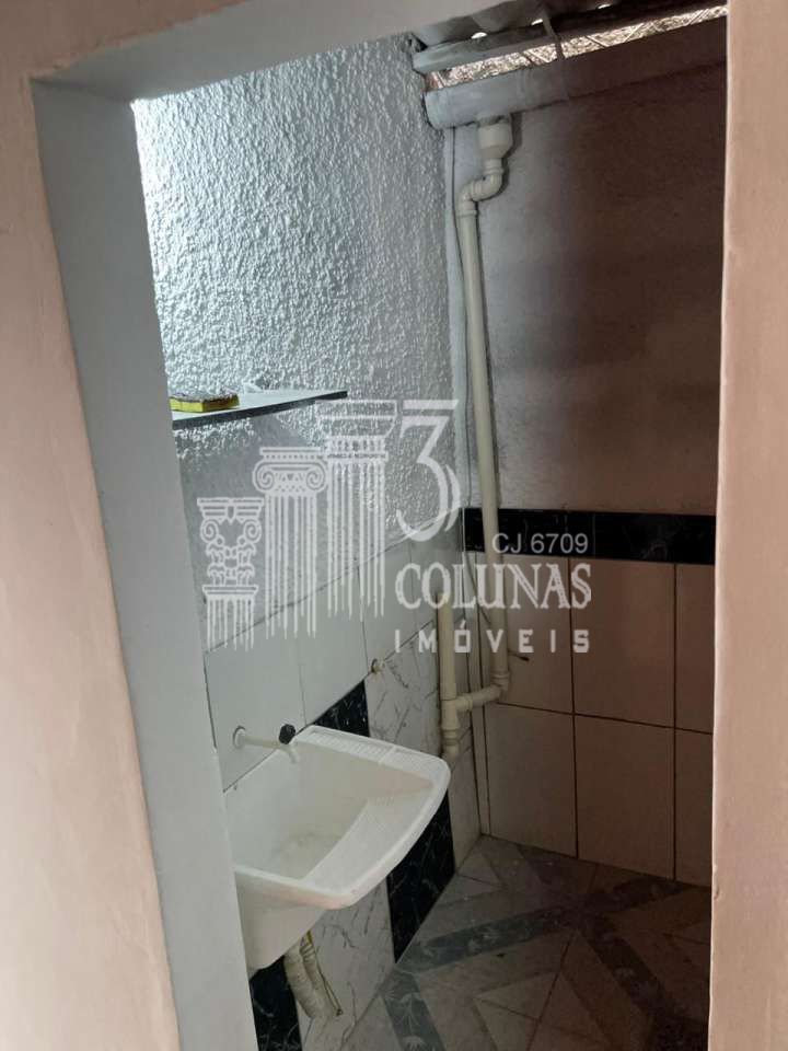 Ótima Casa - Apartamento para alugar Rua Magno Martins,Rio de Janeiro,RJ Ilha do Governador, Freguesia (Ilha do Governador) - R$ 850 - LR001