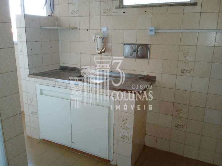 Ótima localização - Apartamento para alugar Rua Amapurus,Rio de Janeiro,RJ Tauá - R$ 1.200 - LR002