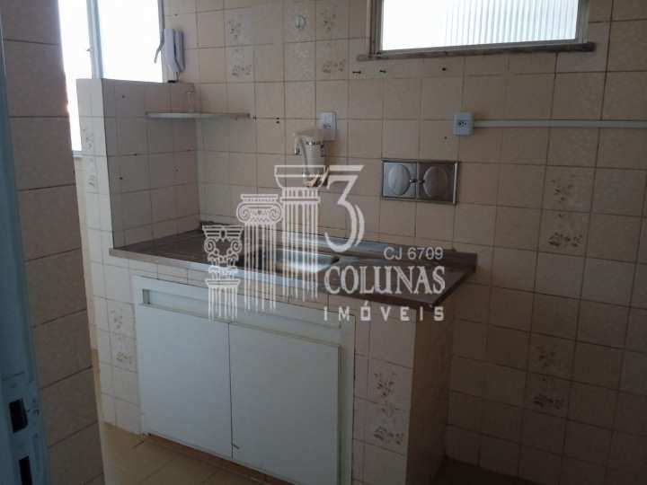 Ótima localização - Apartamento para alugar Rua Amapurus,Rio de Janeiro,RJ Tauá - R$ 1.200 - LR002