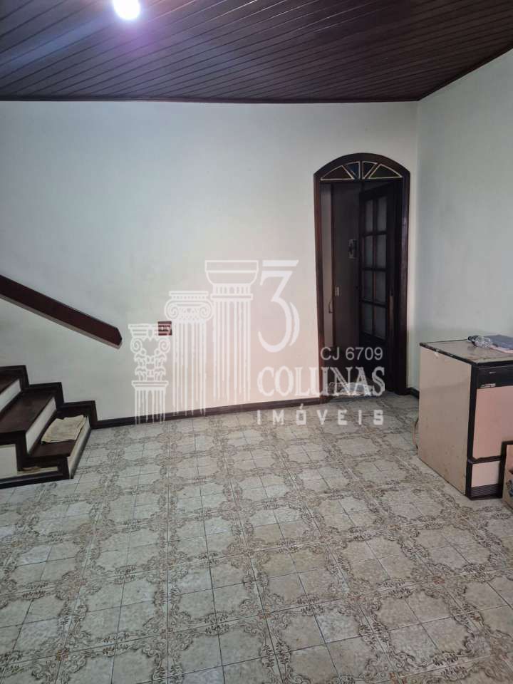 Ótima localização - Casa em Condomínio à venda Estrada do Galeão,Rio de Janeiro,RJ Portuguesa - R$ 700.000 - V001