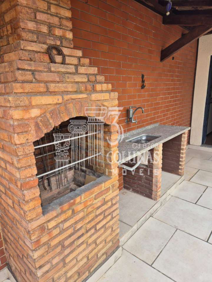 Ótima localização - Casa em Condomínio à venda Estrada do Galeão,Rio de Janeiro,RJ Portuguesa - R$ 700.000 - V001