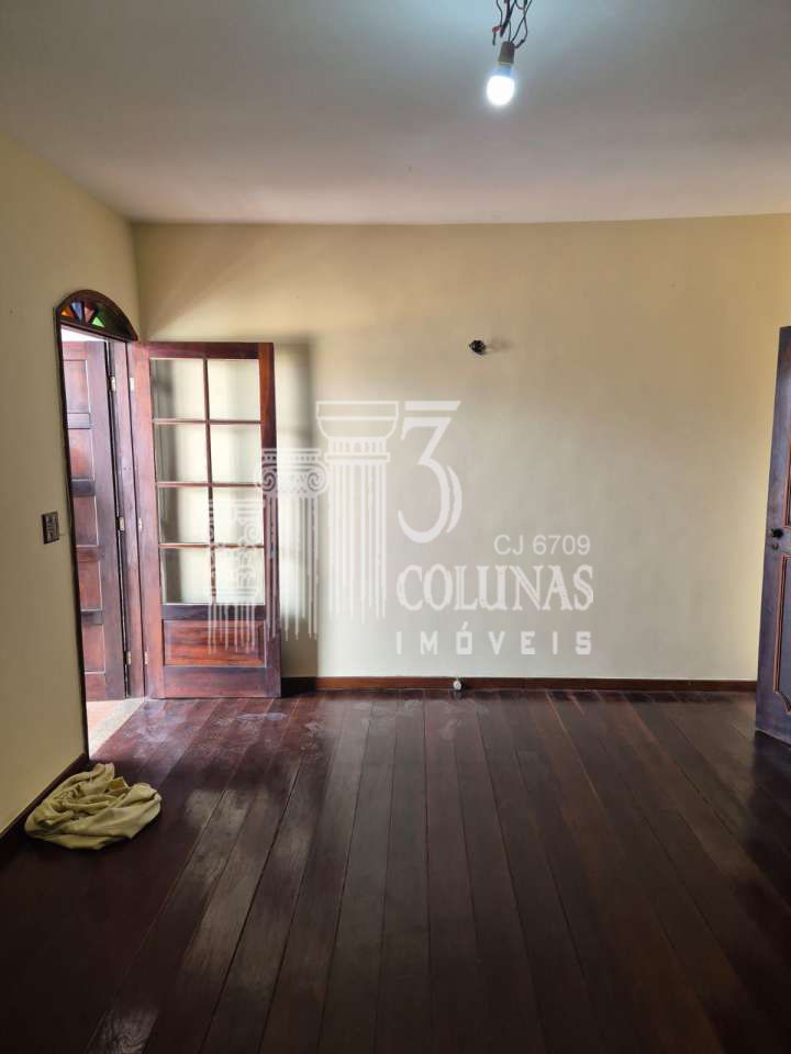 Ótima localização - Casa em Condomínio à venda Estrada do Galeão,Rio de Janeiro,RJ Portuguesa - R$ 700.000 - V001