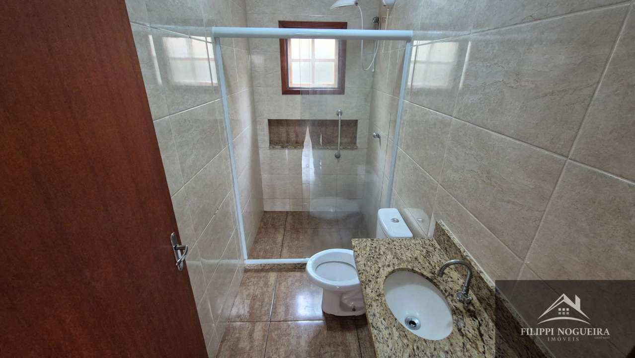 Conheça Excelente casa linear com 3 quartos, sendo uma suíte e um amplo terreno. Apenas a 950m do Bramil. - CsArco350 - 13 13