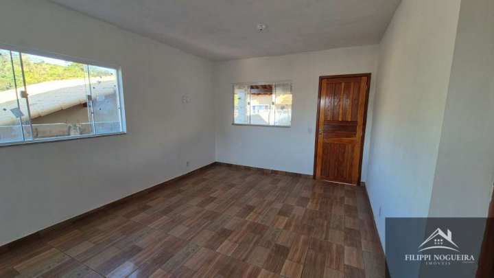 Conheça Vende-se Casa Moderna com 2 Quartos, Suíte e Quintal Independente a 1,5 km do Centro - FNCA20001 - 7 7